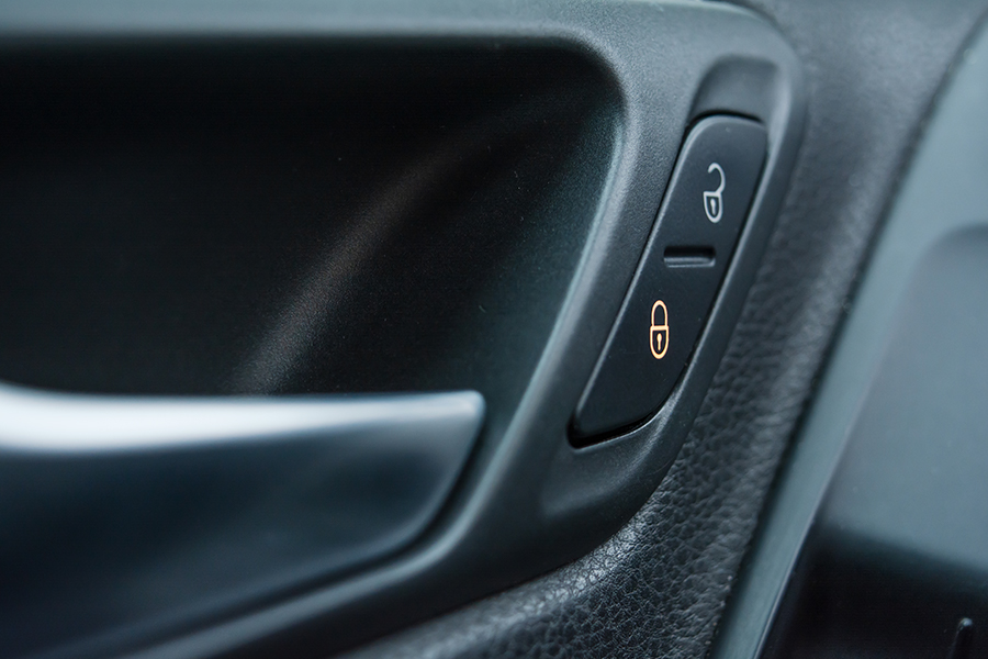 Cerradura de puerta de coche